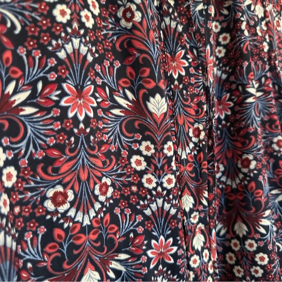Joe Fresh Paisley Blouse - Picture 3 of 4